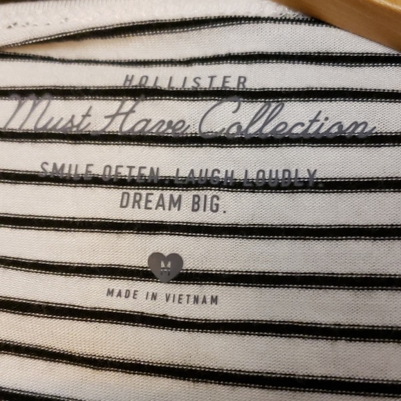 HOLLISTER STRIPE TEE SIZE MEDIUM - Picture 6 of 8
